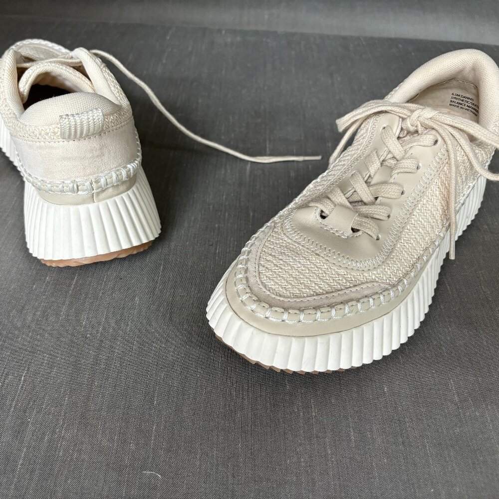 DOLCE VITA Luxe Sneakers/Athletic/Travel Shoes -Platform & Deep Cushioning NWT